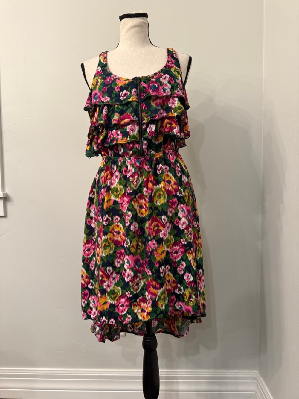 G21 Floral Ruffle Dress Medium Sleeveless Tiered Boho Fit Flare Mini